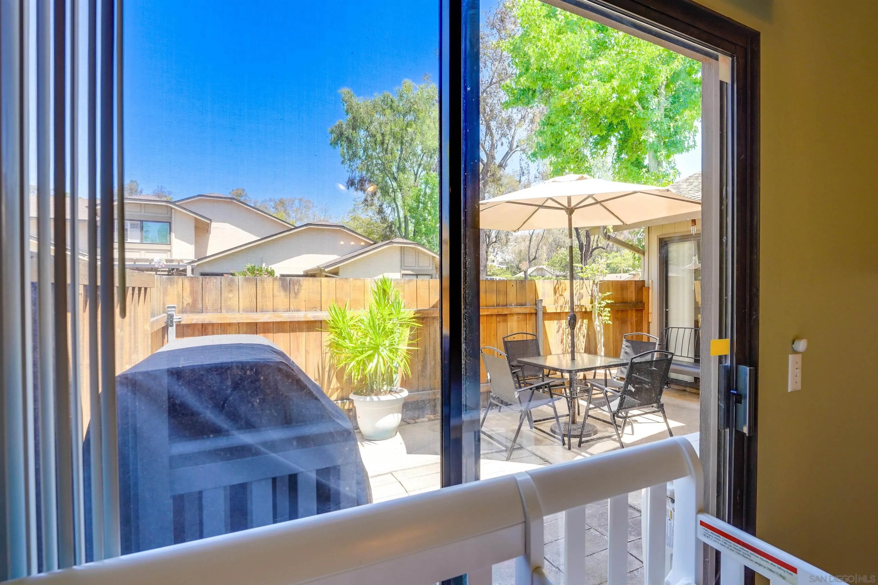 https://cdn.realtyfeed.com/cdn/127/250036873/8d6a9caab1a7f7a238b422b782d4f912.webp