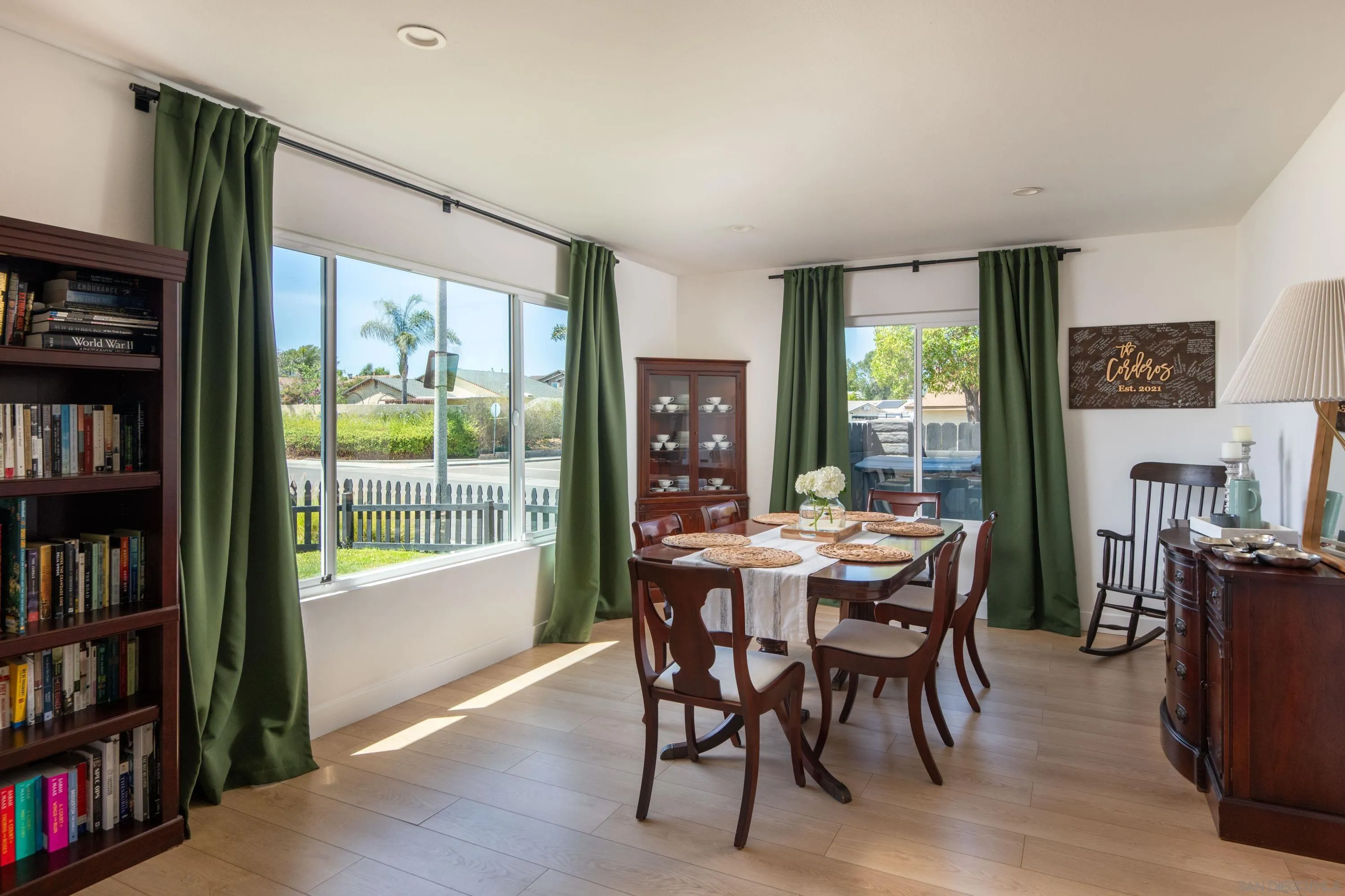 https://cdn.realtyfeed.com/cdn/127/250036875/2ed4fadec40676988d6f670629e603fe.webp
