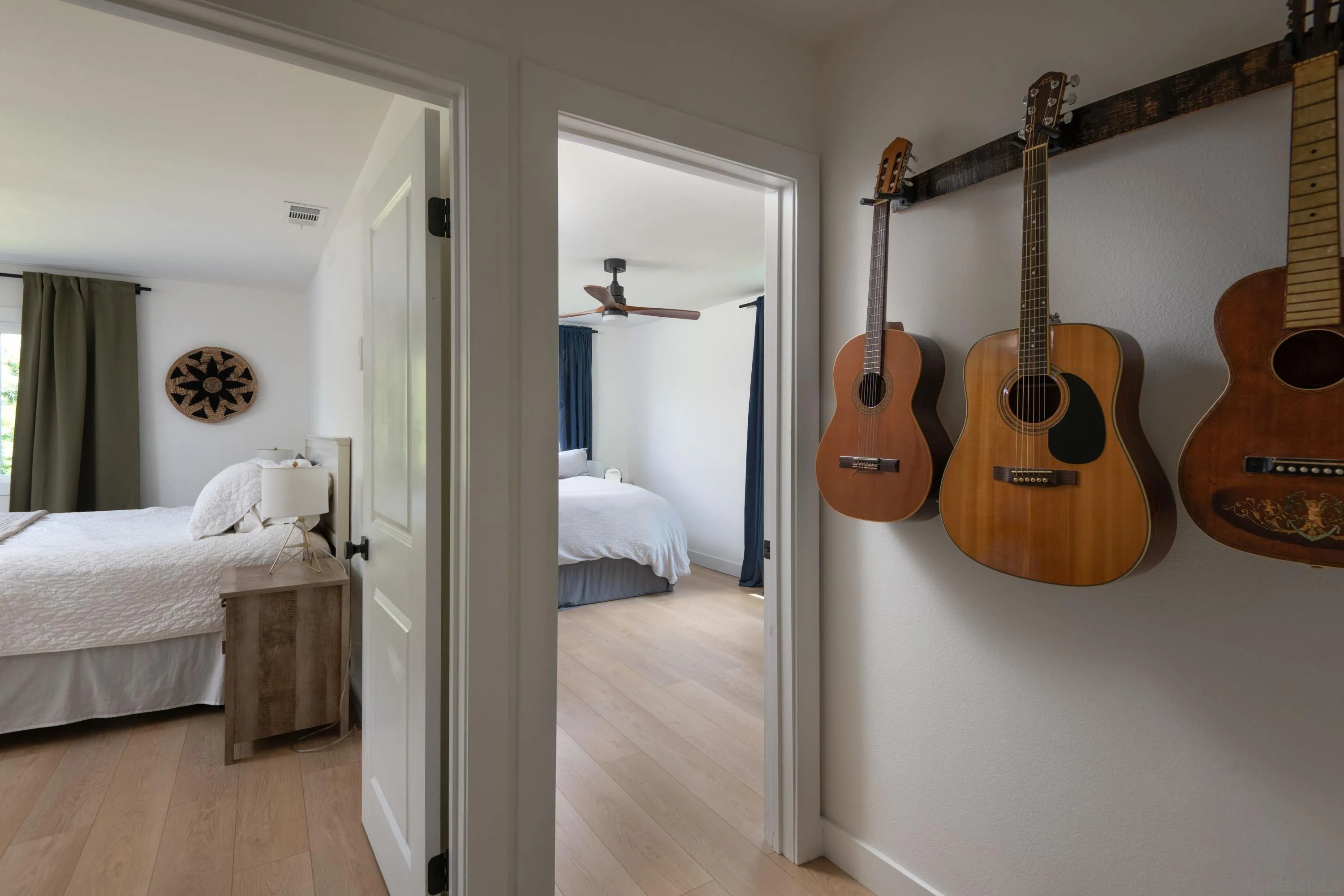 https://cdn.realtyfeed.com/cdn/127/250036875/77ffe694288a508629646a377c39a3a1.webp