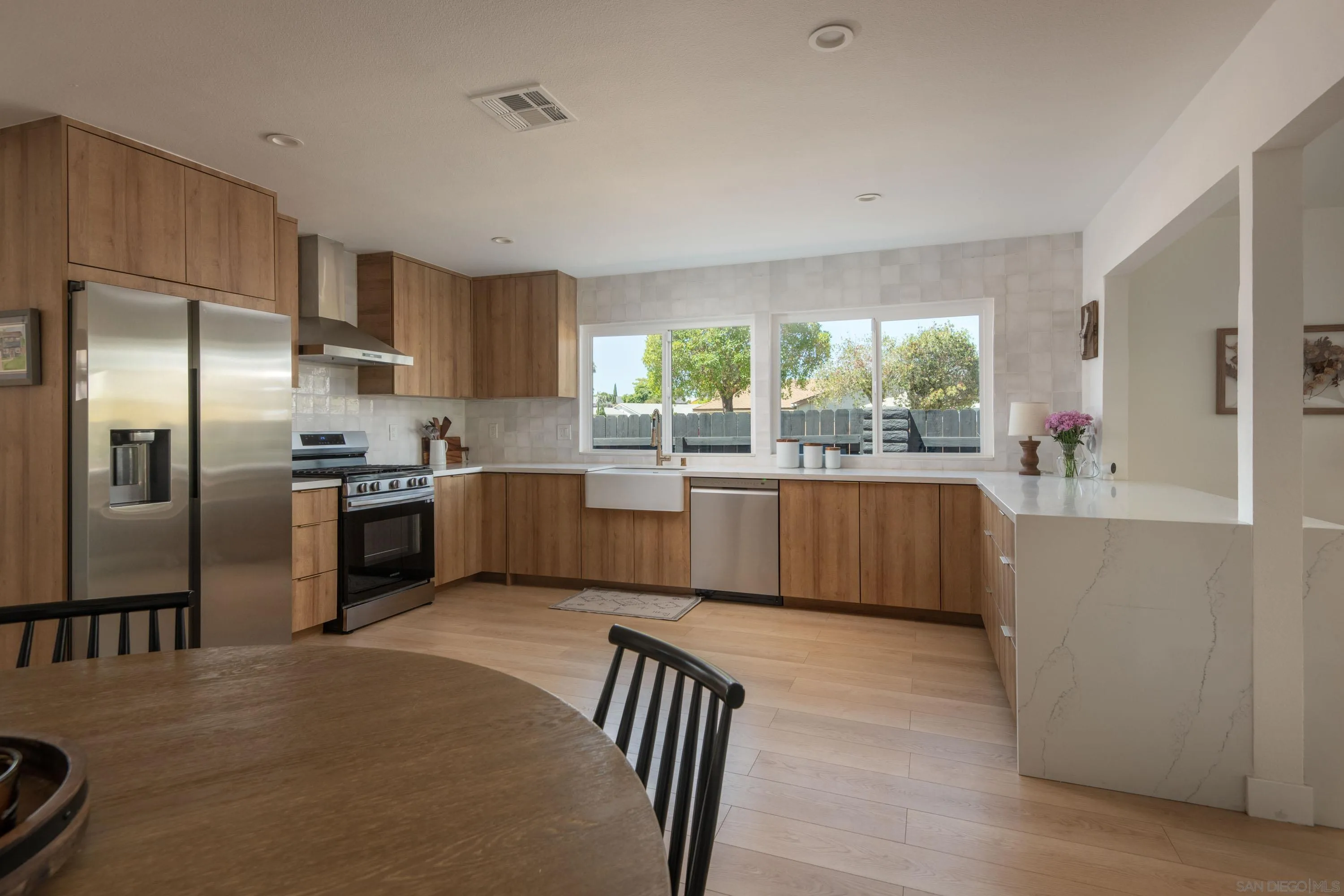 https://cdn.realtyfeed.com/cdn/127/250036875/85ff7eb7cf6e8bb8a393714c1d54f346.webp