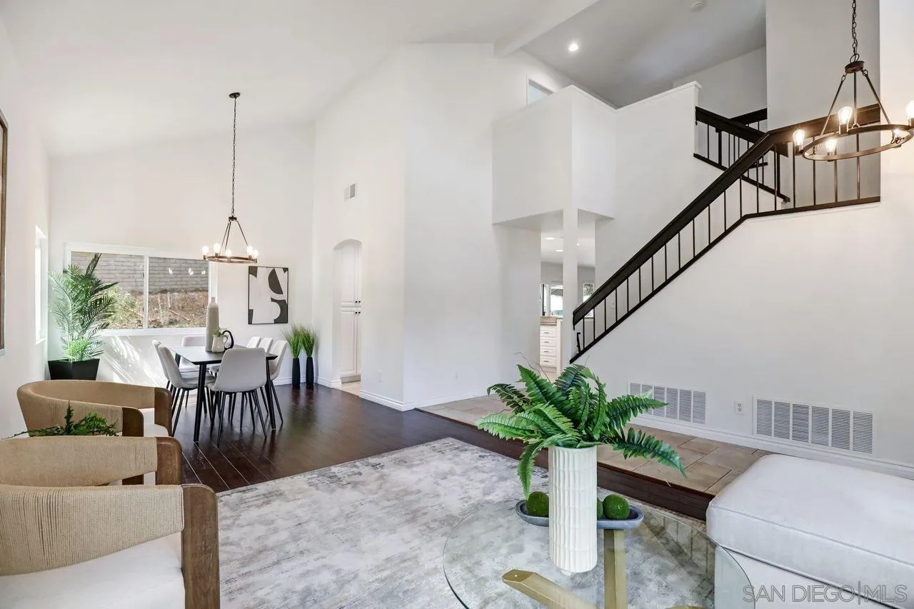 https://cdn.realtyfeed.com/cdn/127/250036876/0518e4df8e001dba28b00af25c98a418.webp