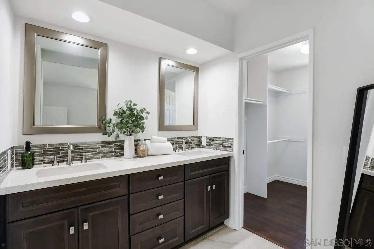 https://cdn.realtyfeed.com/cdn/127/250036876/1f1b8b2fd6329874abec39cbdce84d6a.webp