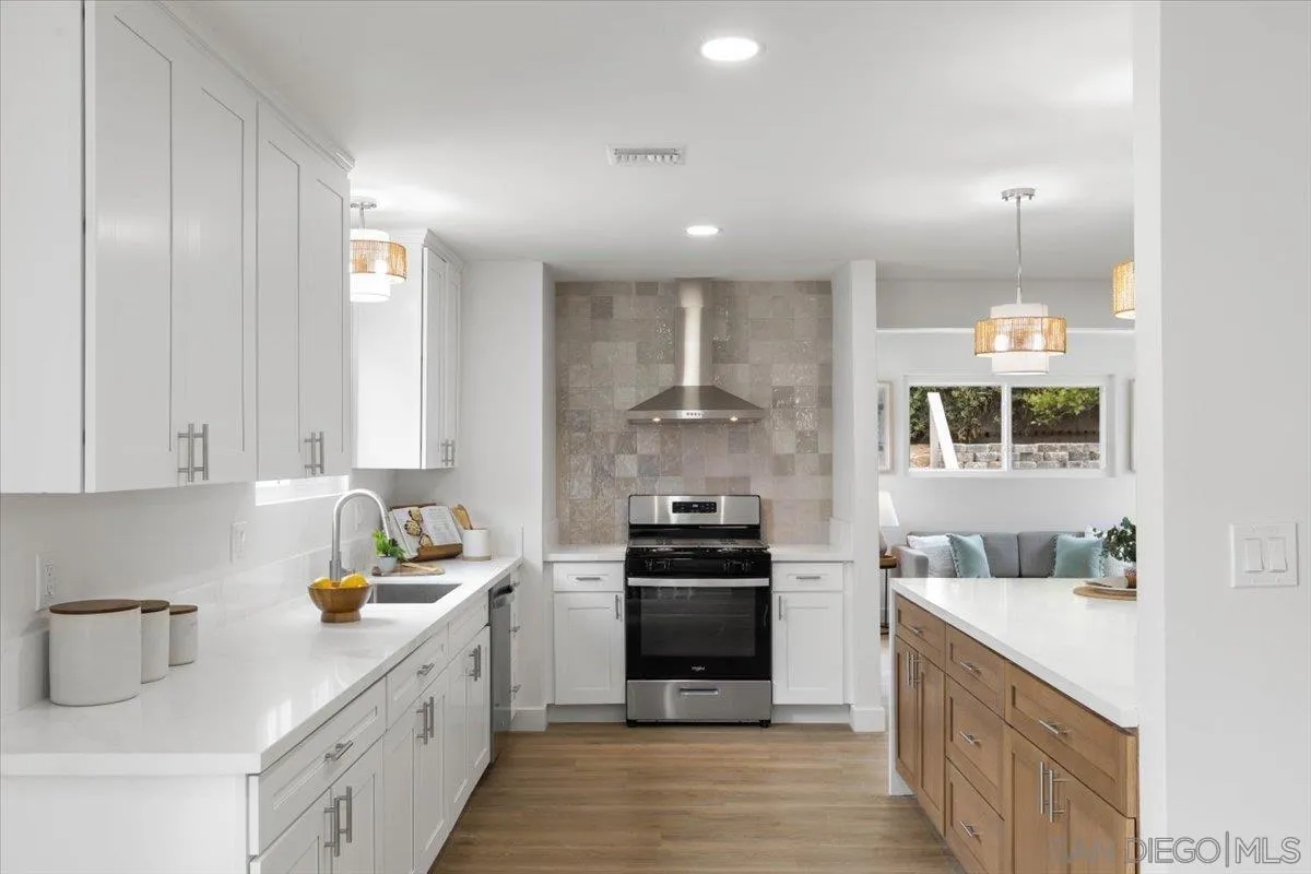 https://cdn.realtyfeed.com/cdn/127/250036880/2bba2040ae2a87251a135dbc435aced6.webp