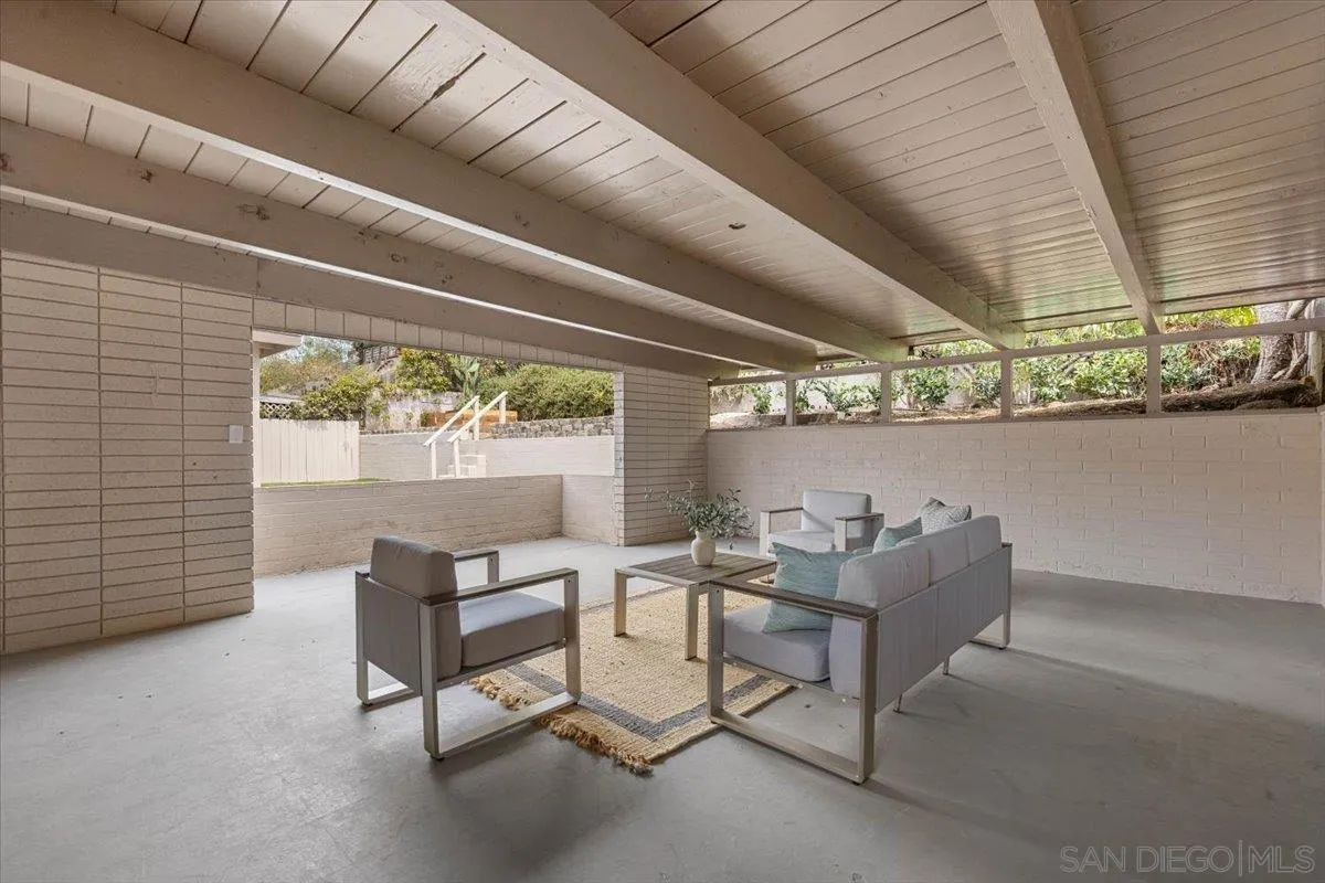 https://cdn.realtyfeed.com/cdn/127/250036880/6ae57d63a8d63d4b8b87ab6631f5bb6d.webp