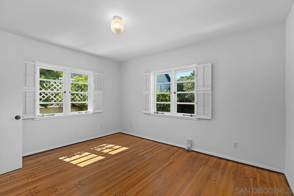 https://cdn.realtyfeed.com/cdn/127/250036882/d1d18e27b710c0e465bfa27f14b78116.webp