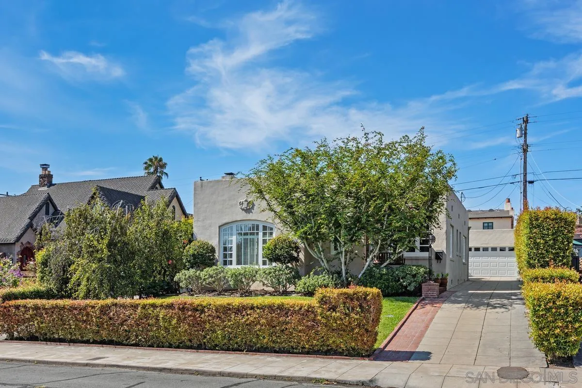 https://cdn.realtyfeed.com/cdn/127/250036882/f41ed08caf44977564af6a68138901c0.webp
