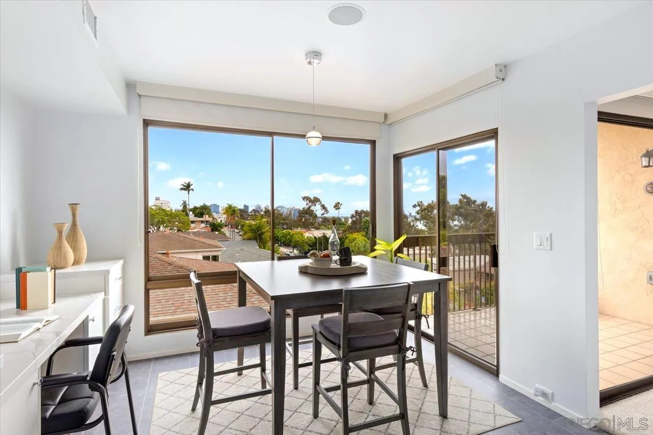 https://cdn.realtyfeed.com/cdn/127/250036883/32d74cf536f9447c9371c099f4bcaa99.webp