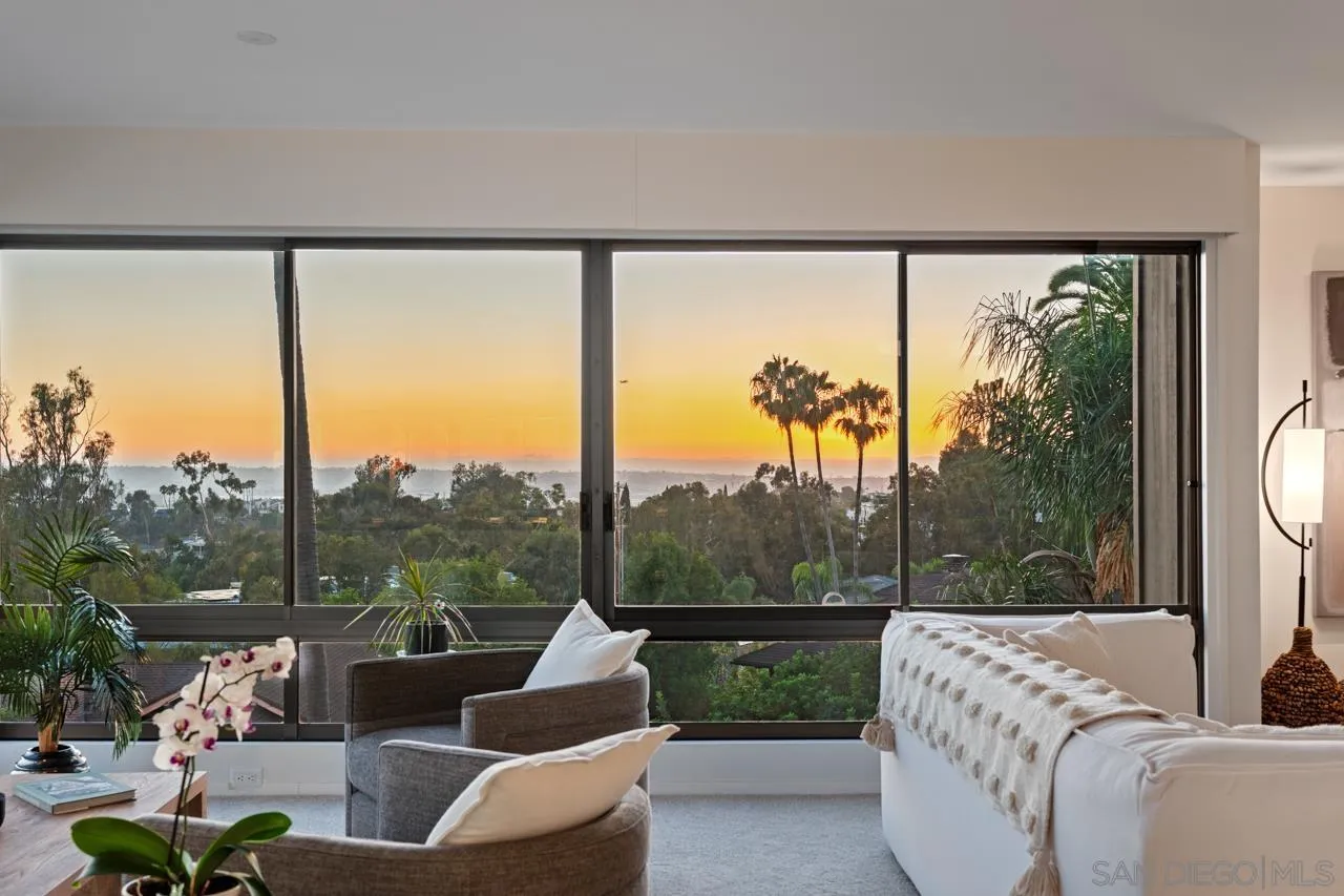 https://cdn.realtyfeed.com/cdn/127/250036883/426d7e42a6705bb3413e385491185ee4.webp