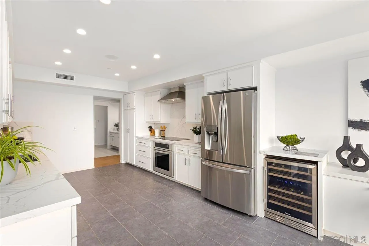 https://cdn.realtyfeed.com/cdn/127/250036883/944568ff854080b237451497daf8dd0c.webp