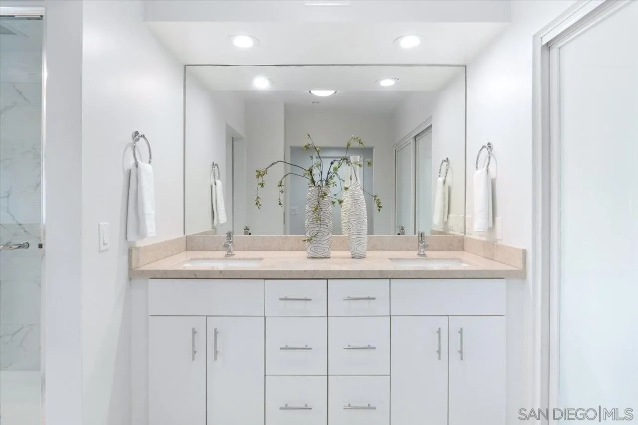 https://cdn.realtyfeed.com/cdn/127/250036883/dacb7e3b251b5eb9445811e6c1464e05.webp