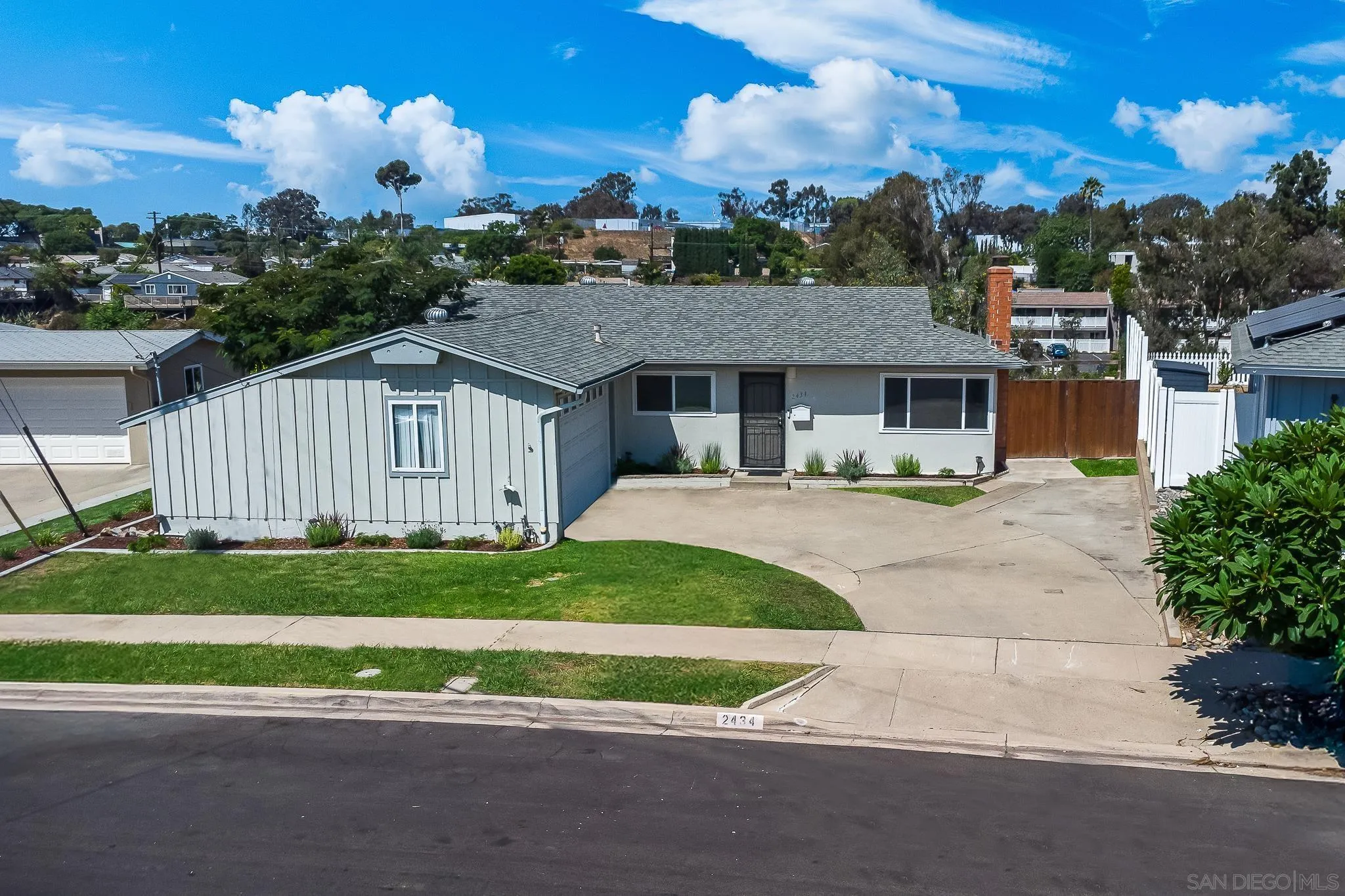 https://cdn.realtyfeed.com/cdn/127/250036888/2c25df97dc11da2d0ee699f431a9bbf0.webp