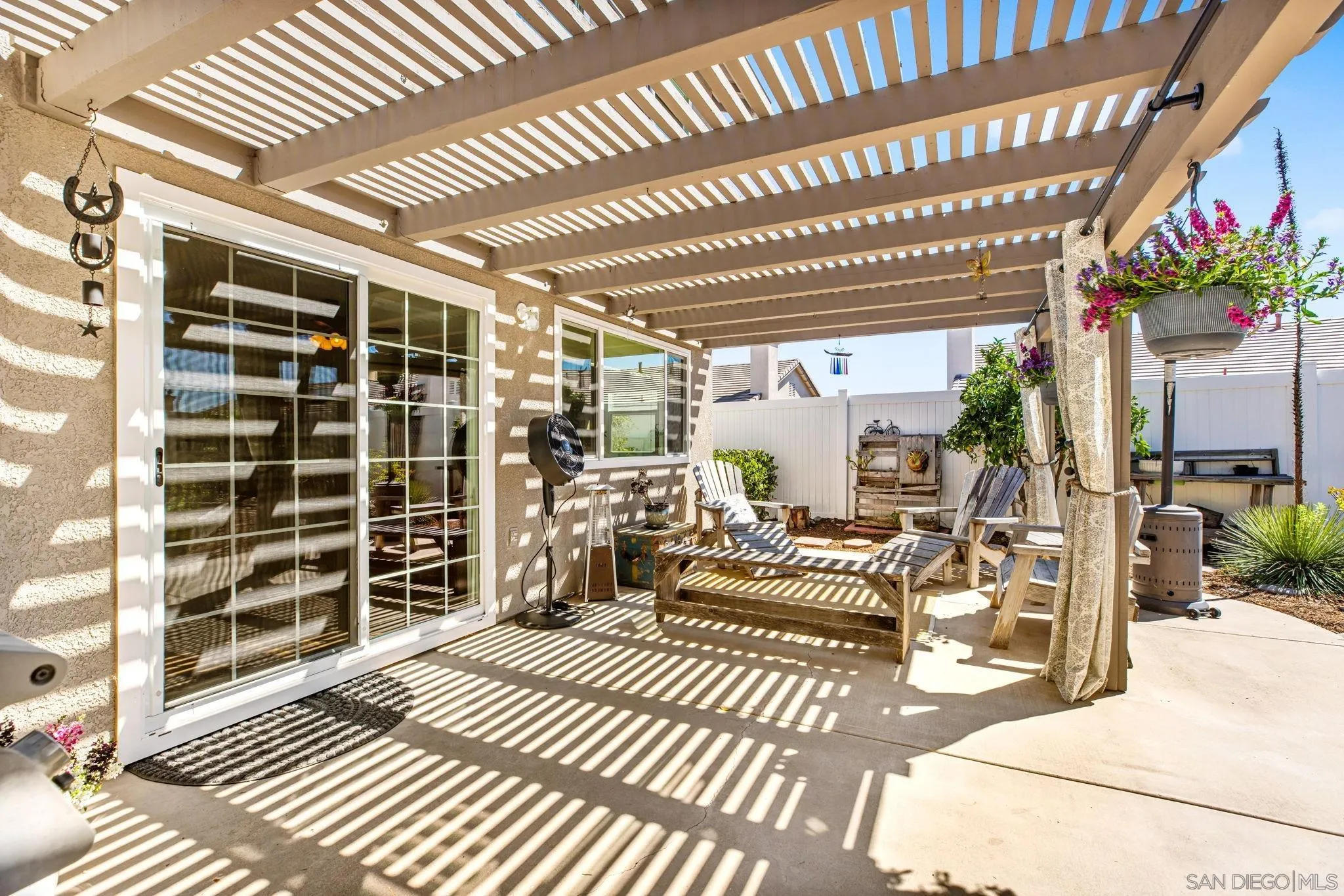 https://cdn.realtyfeed.com/cdn/127/250036891/0577d6b8679c0f73bf8ad148e2a35b8b.webp