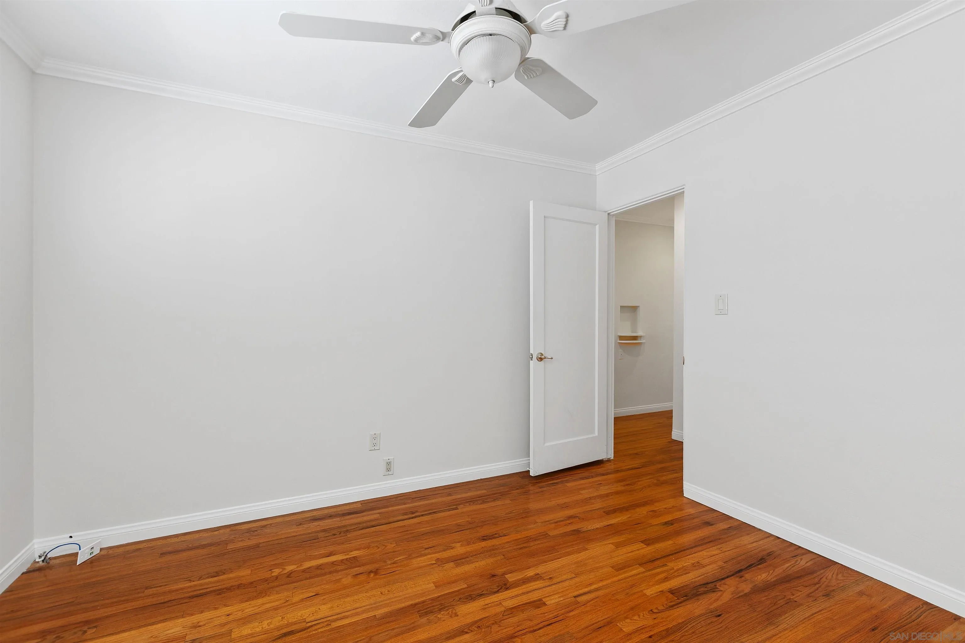 https://cdn.realtyfeed.com/cdn/127/250036892/475e0f84b8c24935030fcb837c091a7b.webp