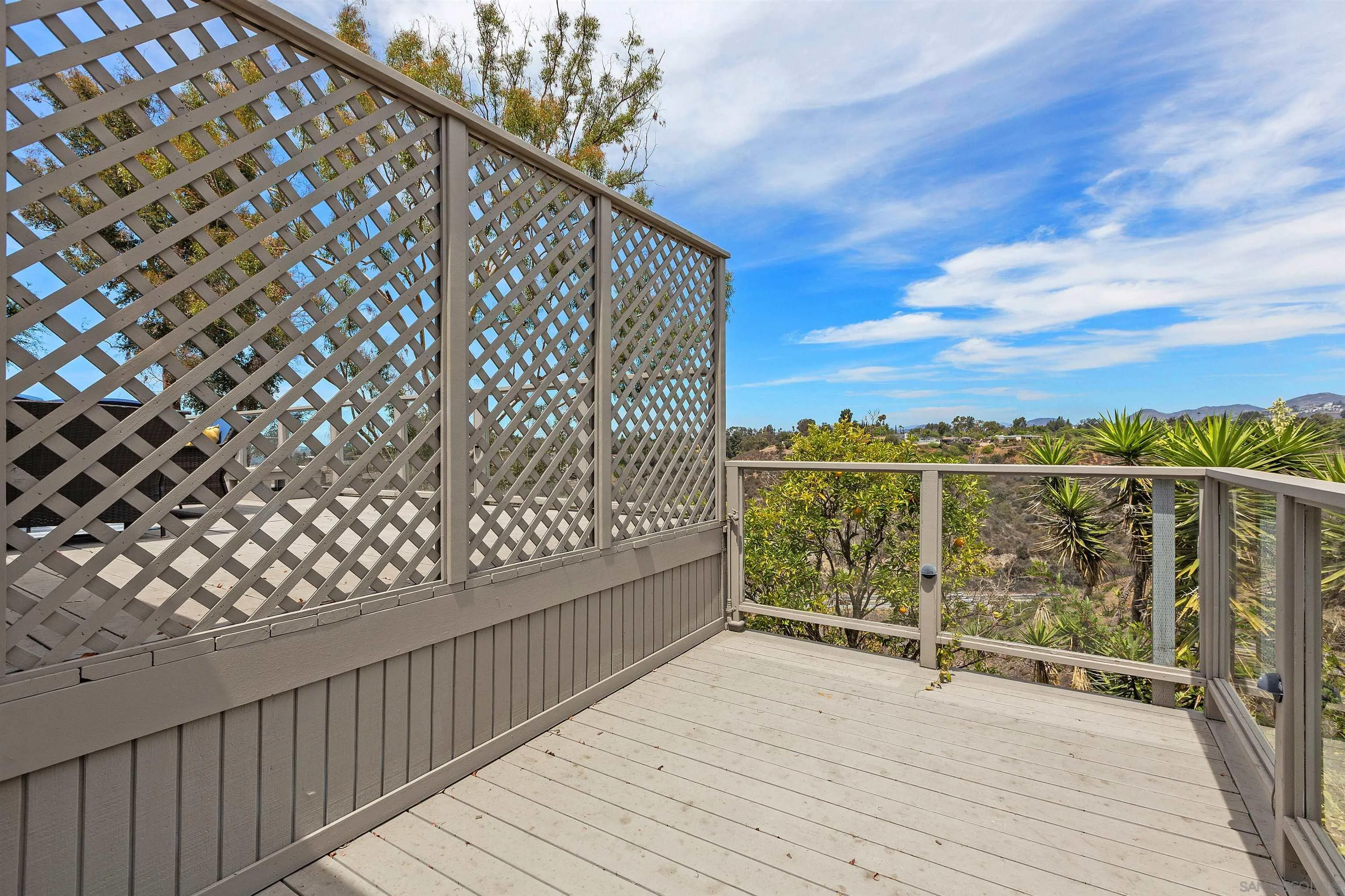 https://cdn.realtyfeed.com/cdn/127/250036892/566322d5e7ece97ae5166c2968714ece.webp
