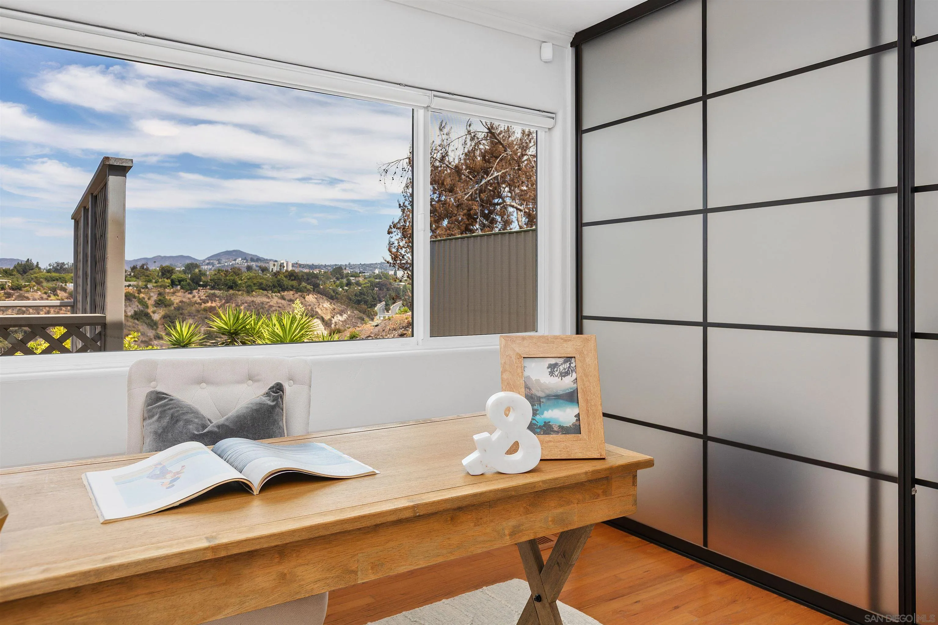 https://cdn.realtyfeed.com/cdn/127/250036892/b9d2cca66a1ac3a04e93c3344cbf2b9d.webp