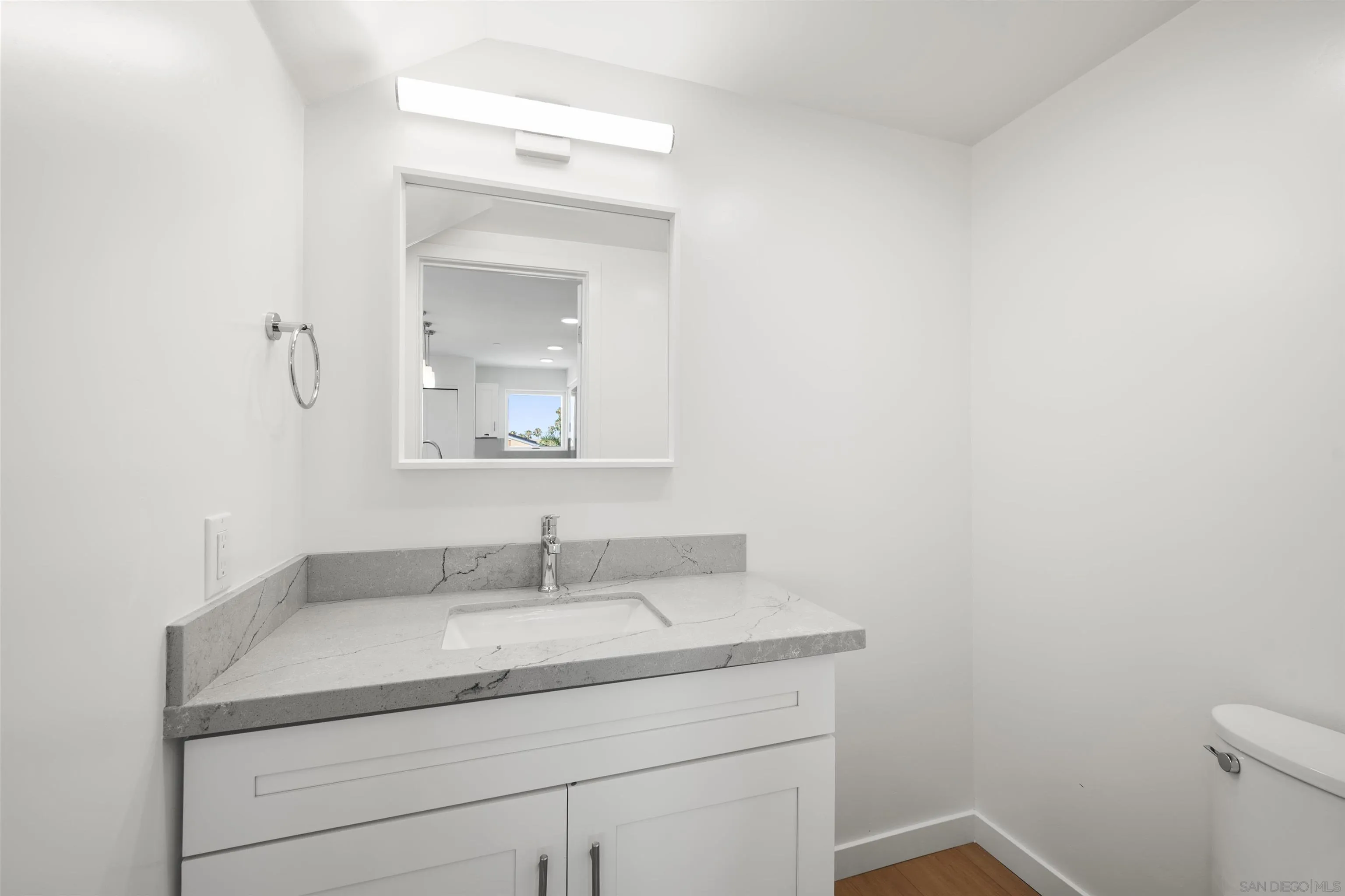 https://cdn.realtyfeed.com/cdn/127/250036895/413a44ee0fe21c3415dab31836d1b745.webp