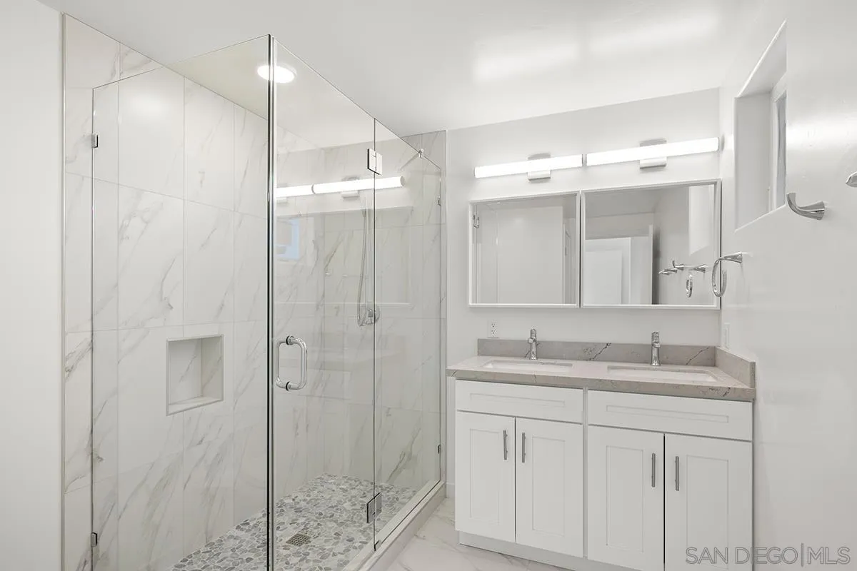 https://cdn.realtyfeed.com/cdn/127/250036895/cea7a6d22aee65866966351655980748.webp