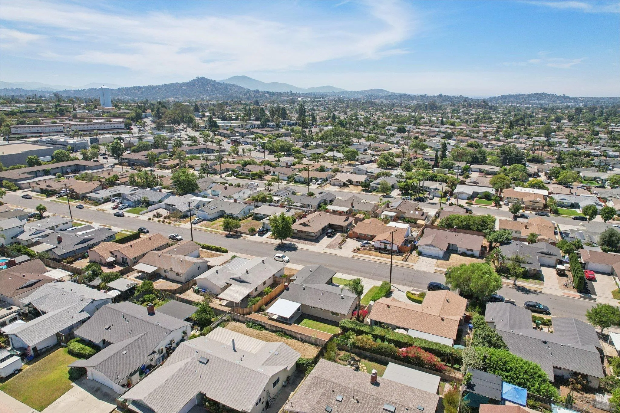 https://cdn.realtyfeed.com/cdn/127/250036896/1626127f8b6fcfdfcb3b70bedc8fa841.webp