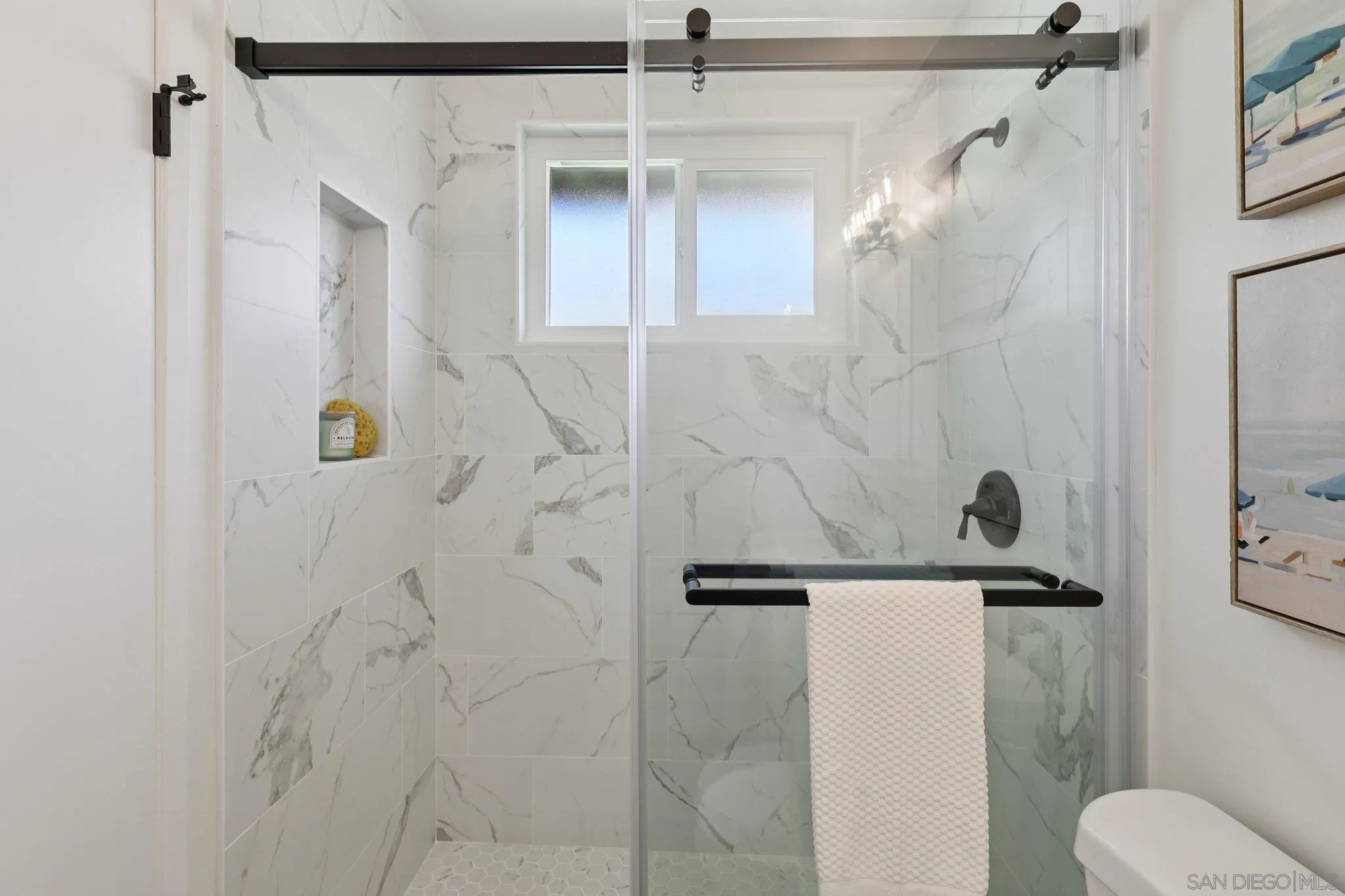 https://cdn.realtyfeed.com/cdn/127/250036896/3d028c5e42d3c6b5a5e2091b23cc614c.webp