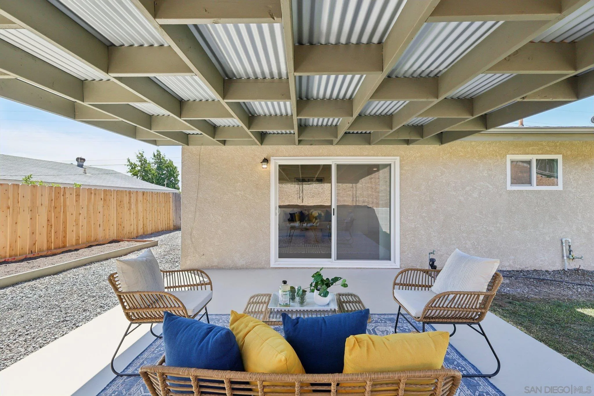 https://cdn.realtyfeed.com/cdn/127/250036896/76ee6186c164e536dec4b9d9066be8fa.webp