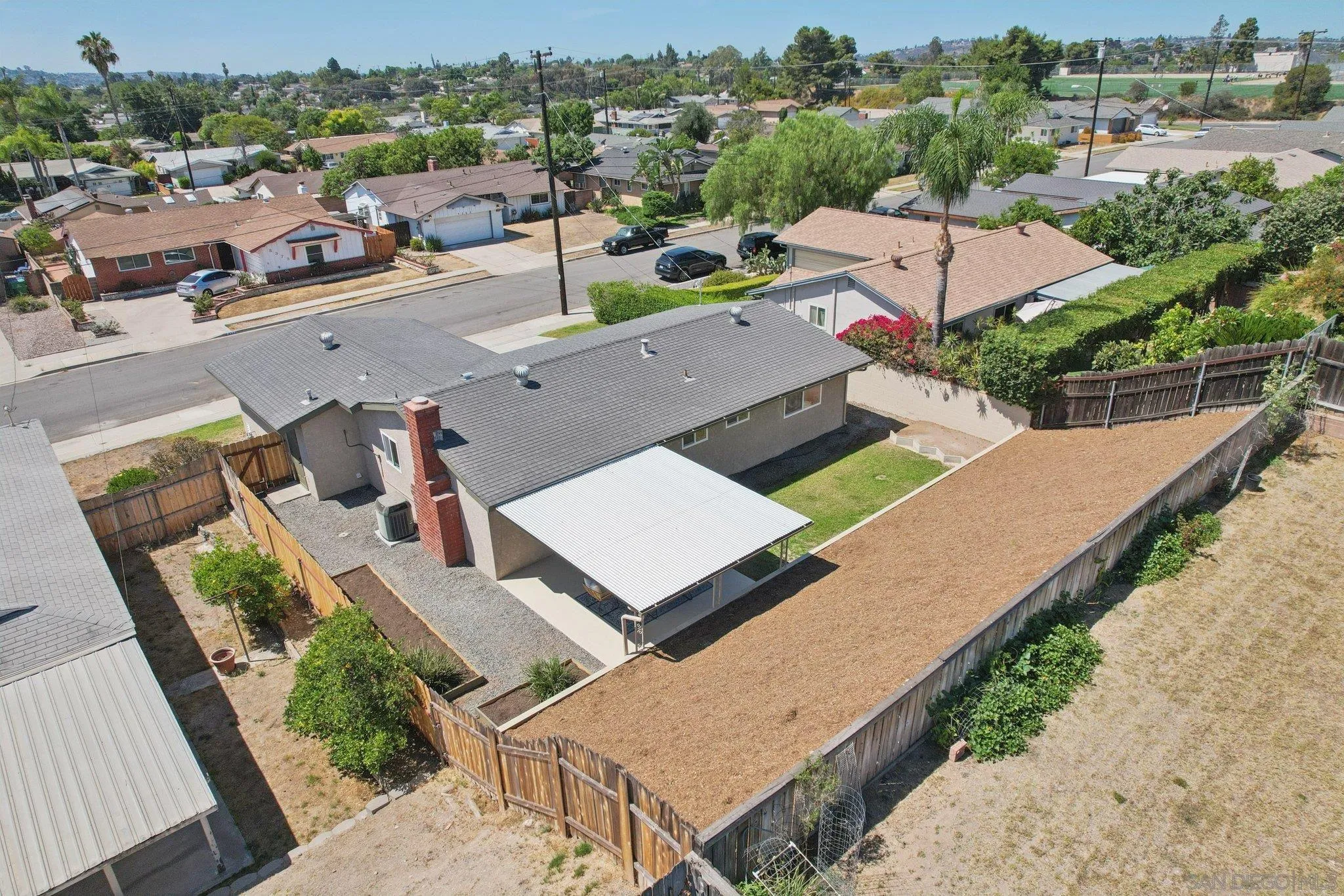 https://cdn.realtyfeed.com/cdn/127/250036896/e4ff10d501ad985d2742040502a6bbb3.webp