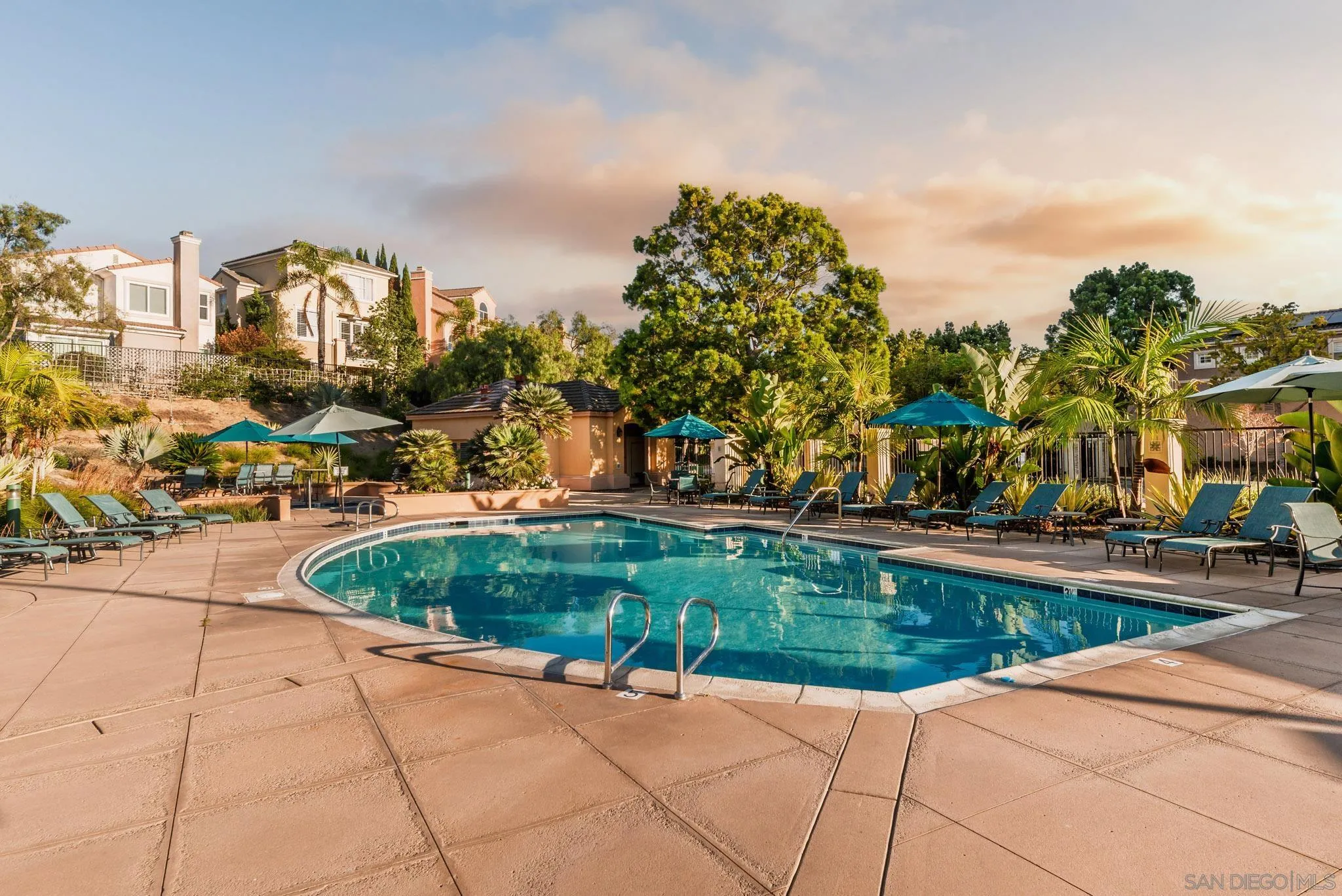 https://cdn.realtyfeed.com/cdn/127/250036899/bd1cf3ad16b86b80e3de09df82b05a2c.webp