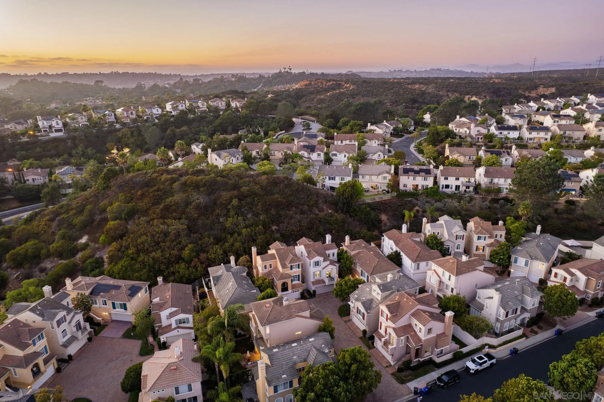 https://cdn.realtyfeed.com/cdn/127/250036899/da808a48add7498ac4bfdfef855125c0.webp