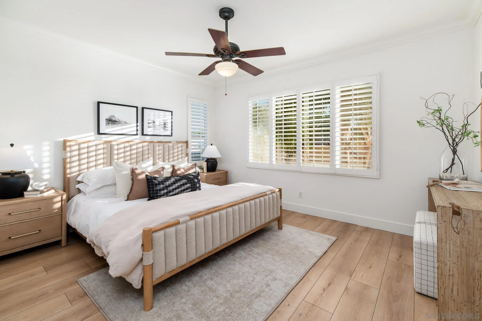 https://cdn.realtyfeed.com/cdn/127/250036899/ff99386c04bc9d9e3a38ab4616cbfe85.webp