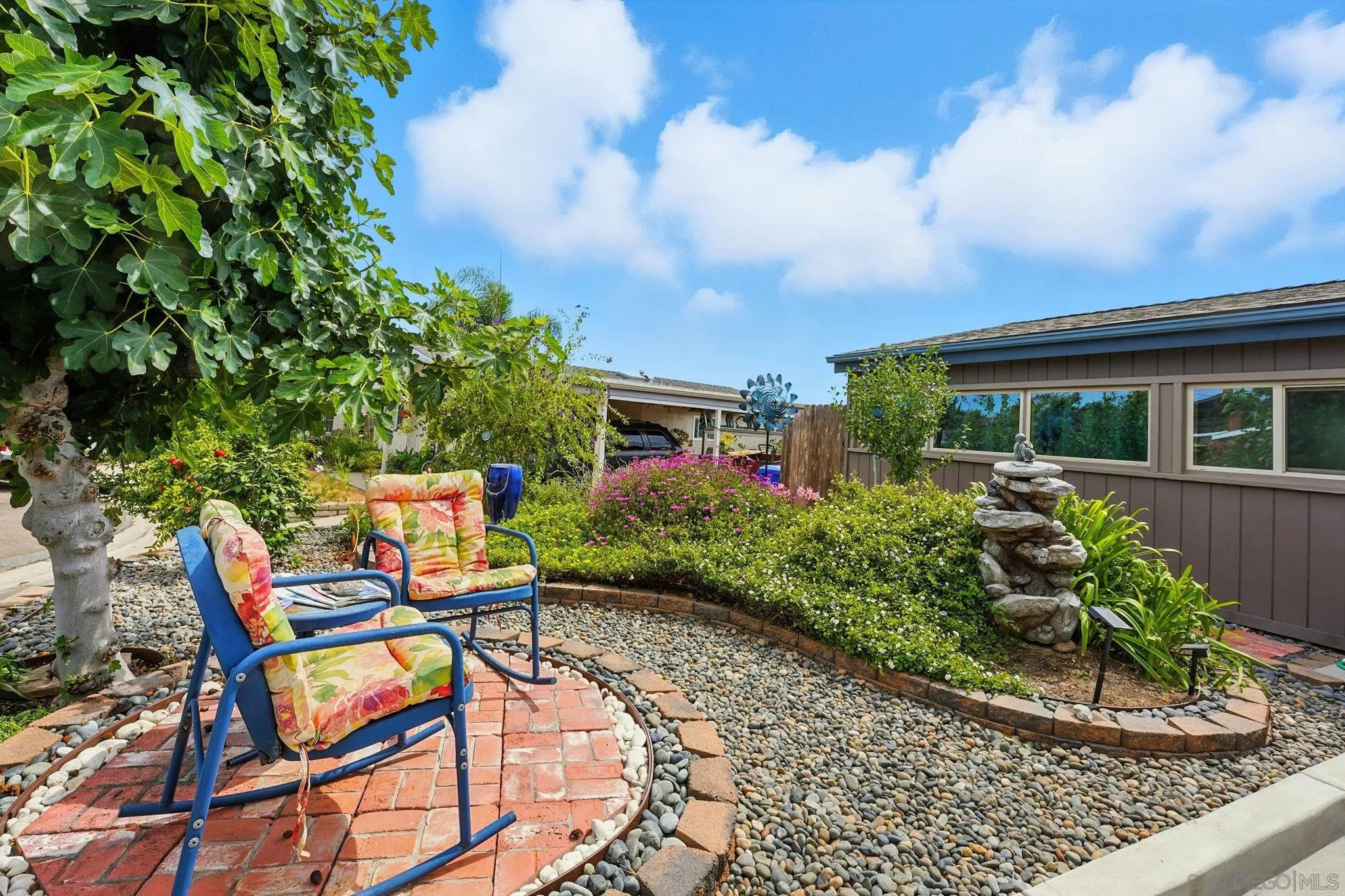 https://cdn.realtyfeed.com/cdn/127/250036900/0a4c67ebd395b3a2580b7fb910fcd92f.webp