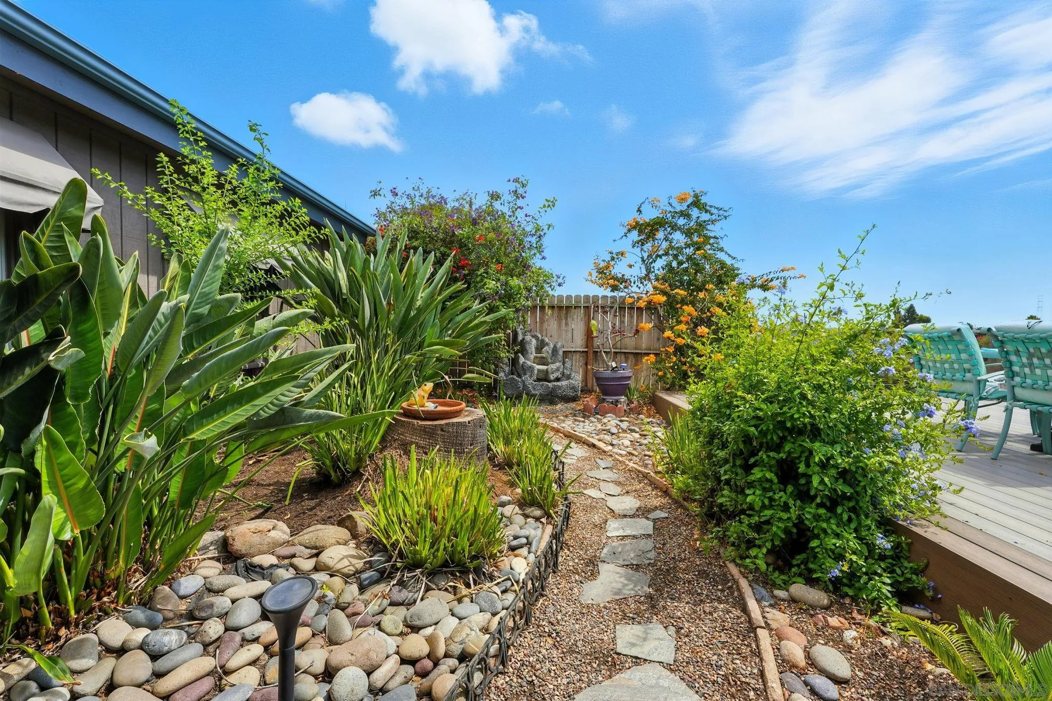 https://cdn.realtyfeed.com/cdn/127/250036900/329940ccb1d6d2049804b0134cf6ce4e.webp