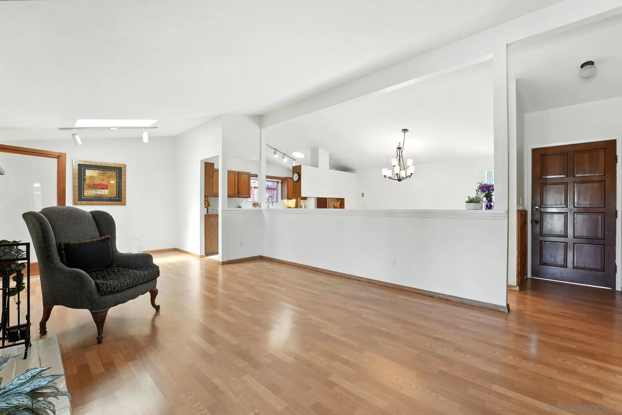 https://cdn.realtyfeed.com/cdn/127/250036900/398ef3ef769b64454c6dc3c5a657ebfb.webp