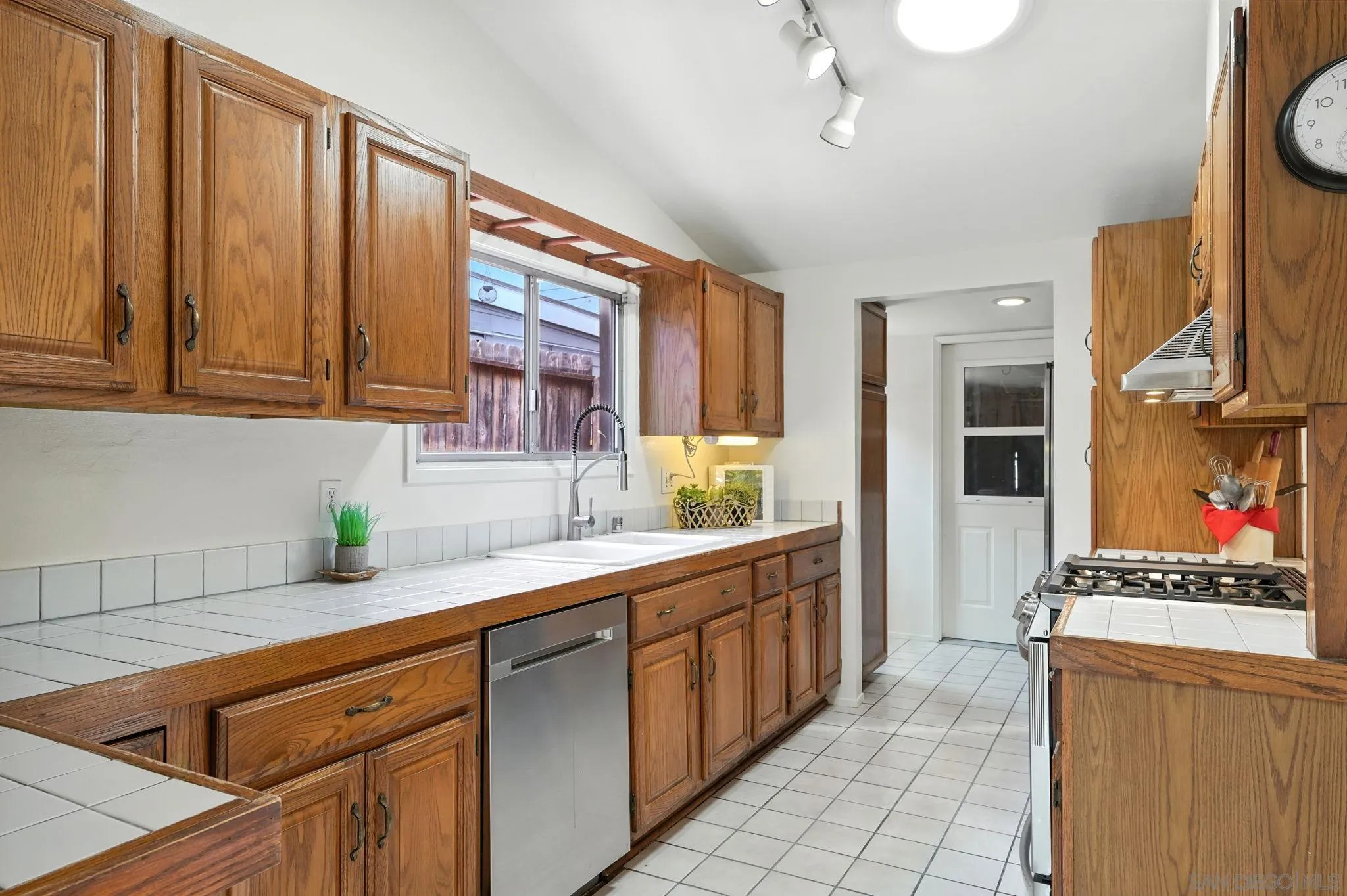 https://cdn.realtyfeed.com/cdn/127/250036900/4026dbd17643db5dcb7d93429433505f.webp