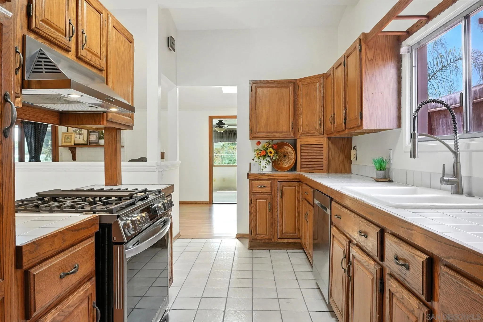 https://cdn.realtyfeed.com/cdn/127/250036900/775014e6be113a35862c88004139a9df.webp
