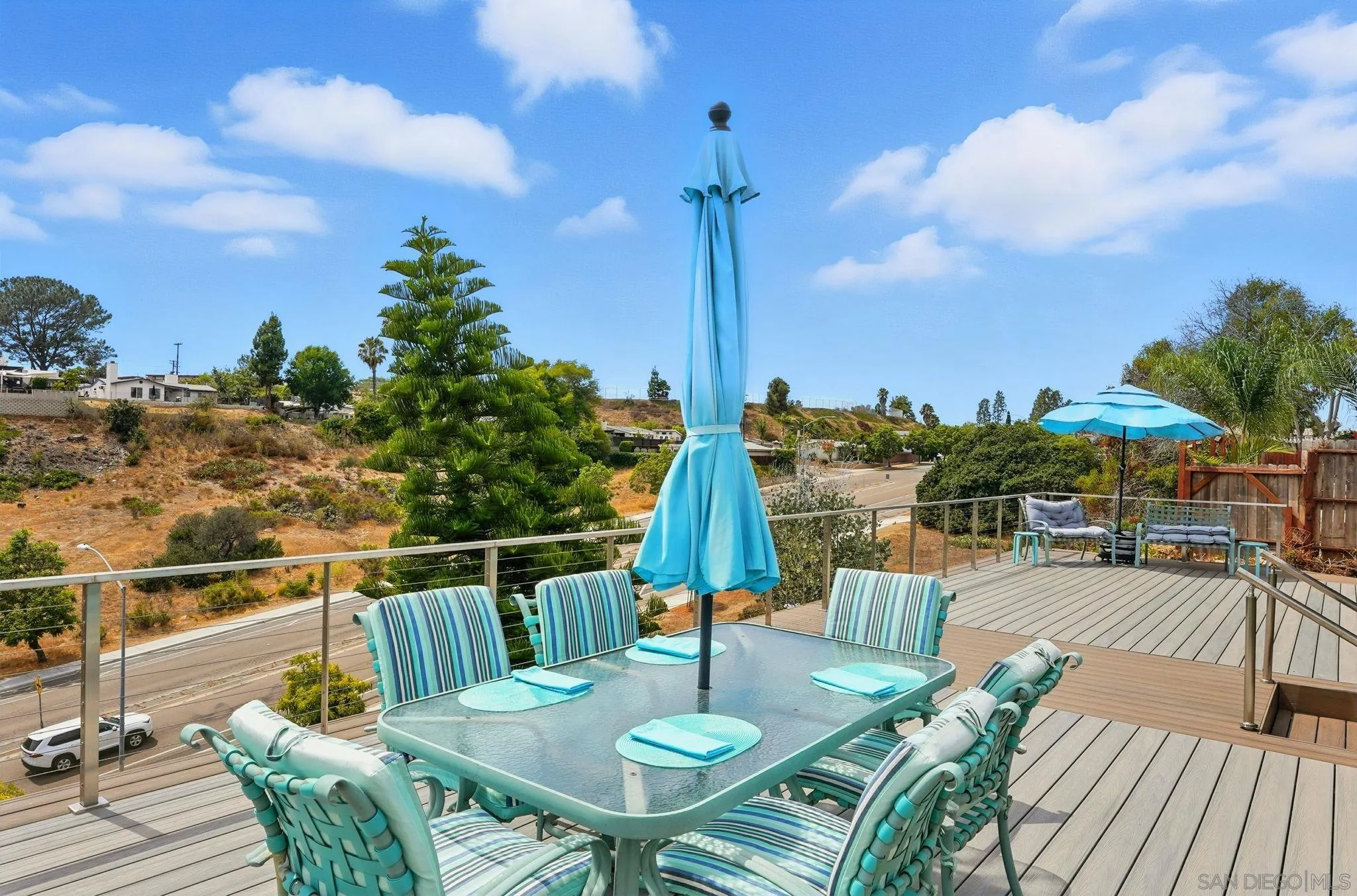 https://cdn.realtyfeed.com/cdn/127/250036900/ee22347f901977c5b1eb6603de84f670.webp
