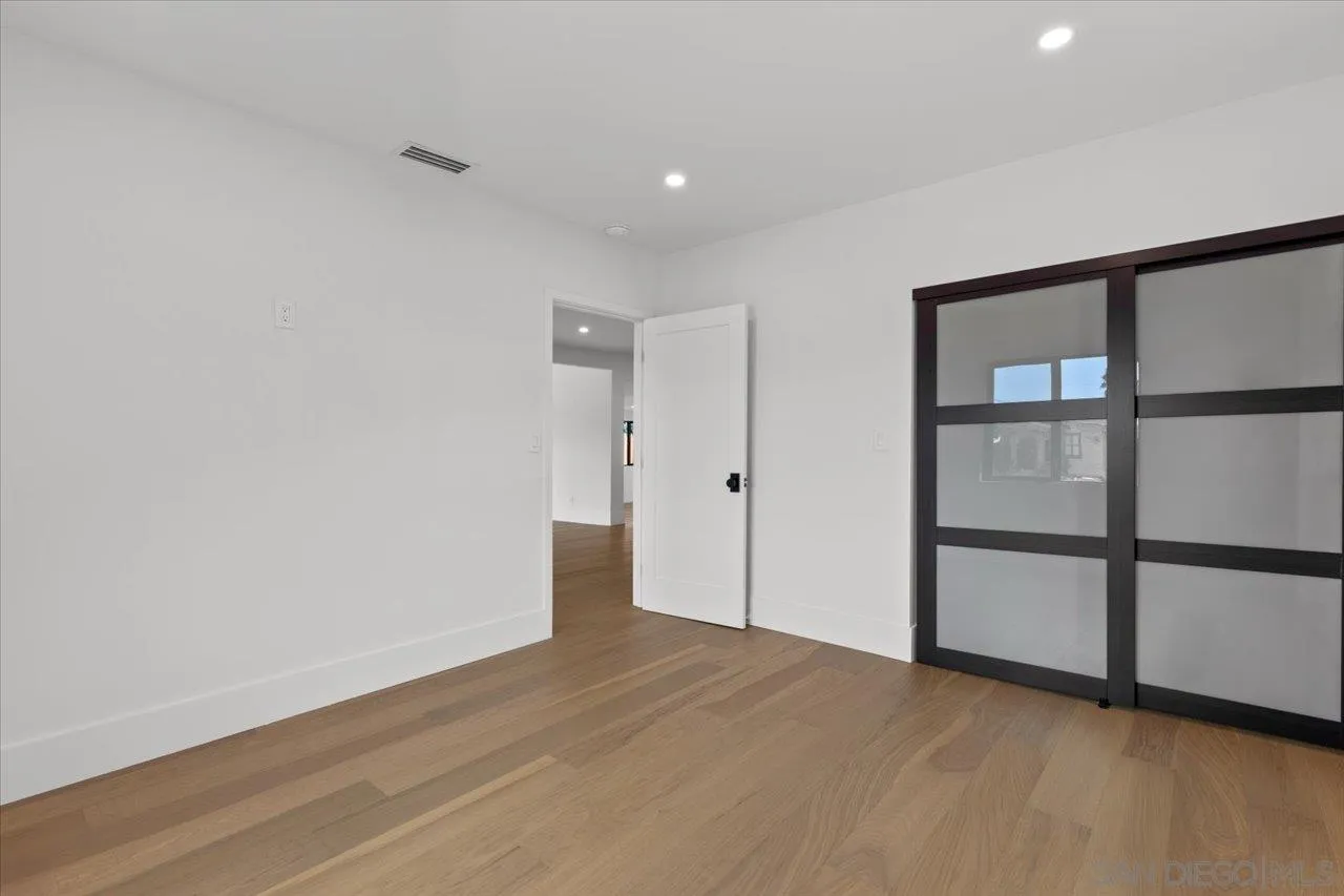 https://cdn.realtyfeed.com/cdn/127/250036901/1069c49decb44fa6813588fb813ee8e0.webp