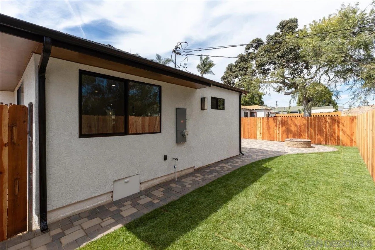 https://cdn.realtyfeed.com/cdn/127/250036901/a2b593afc50e086cec387ab60030a160.webp