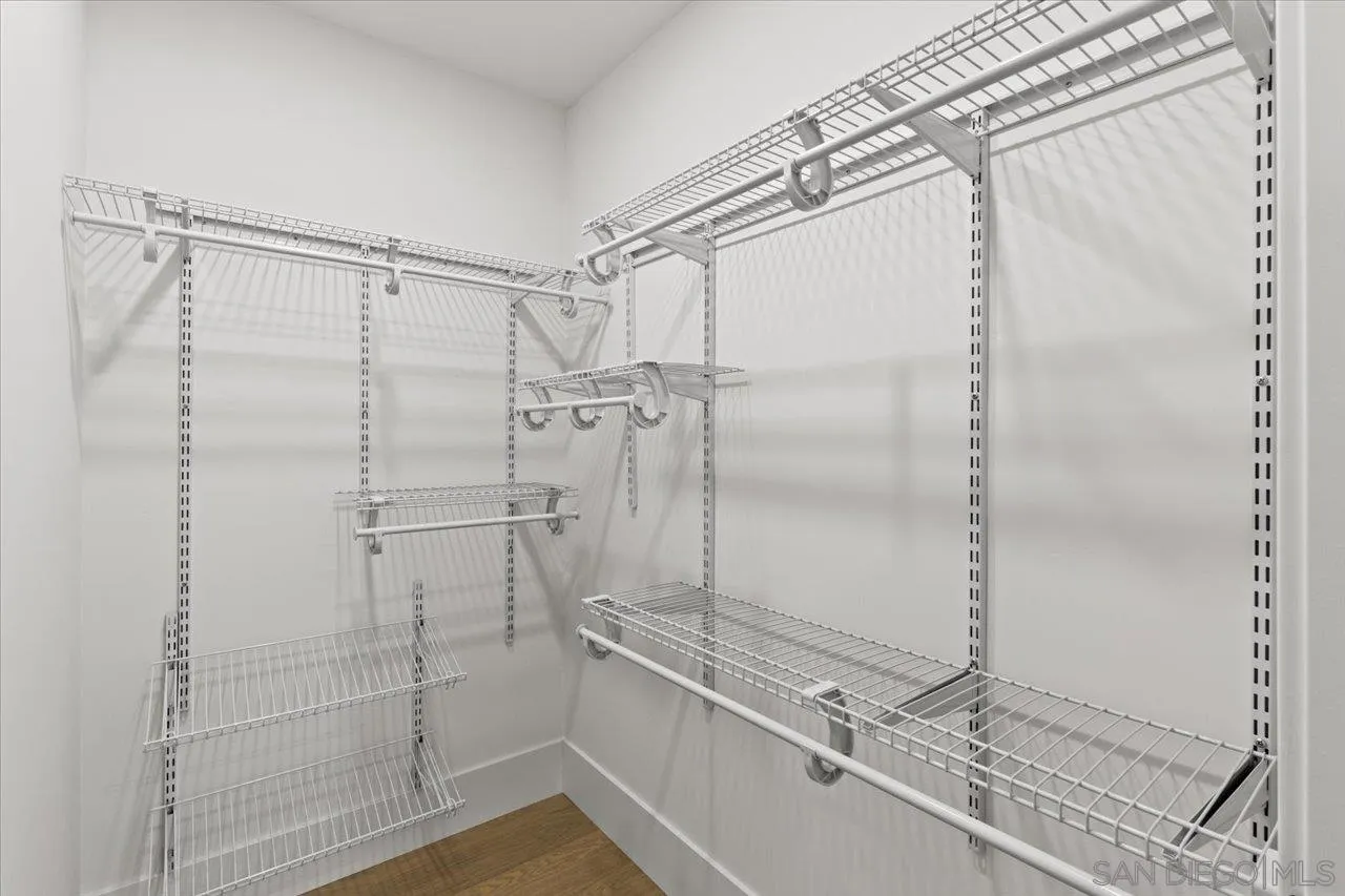 https://cdn.realtyfeed.com/cdn/127/250036901/f590478d1a79faa98c1a79a652cc48b0.webp