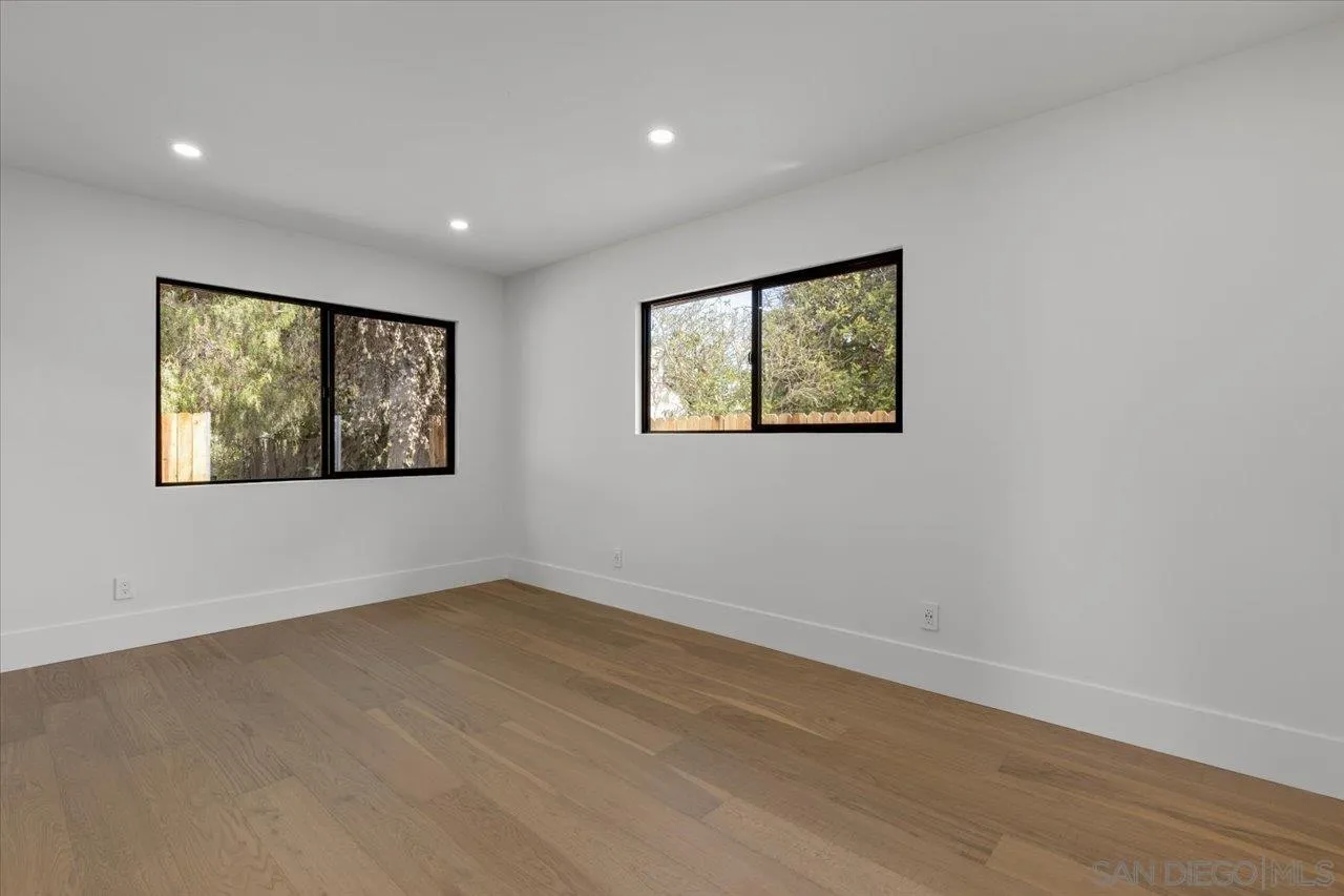 https://cdn.realtyfeed.com/cdn/127/250036901/f92239ba92a418d2b13c37f0b4108353.webp