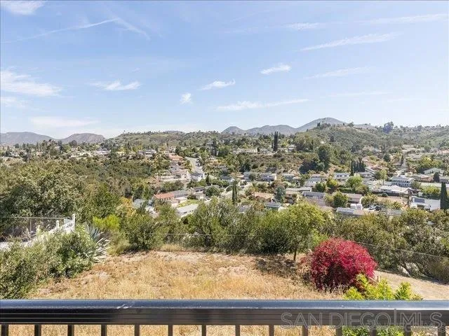 https://cdn.realtyfeed.com/cdn/127/250036902/6e8e62f88862e8f189ba41057fe46f29.webp