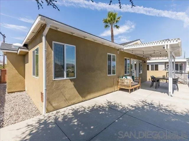 https://cdn.realtyfeed.com/cdn/127/250036902/81ee8b59c295f7a584e97d1037bd93f1.webp