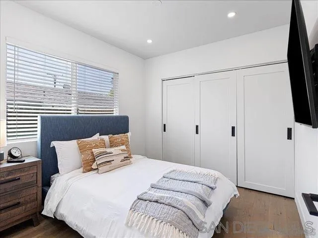 https://cdn.realtyfeed.com/cdn/127/250036902/f30778d706263c93d087252898e3dc2a.webp