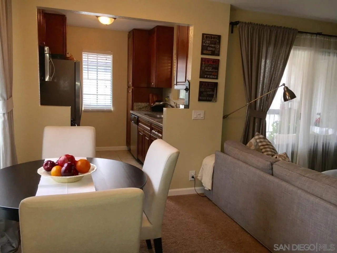 https://cdn.realtyfeed.com/cdn/127/250036903/2b8fca3cd4744aa2af03e7f897d84d62.webp