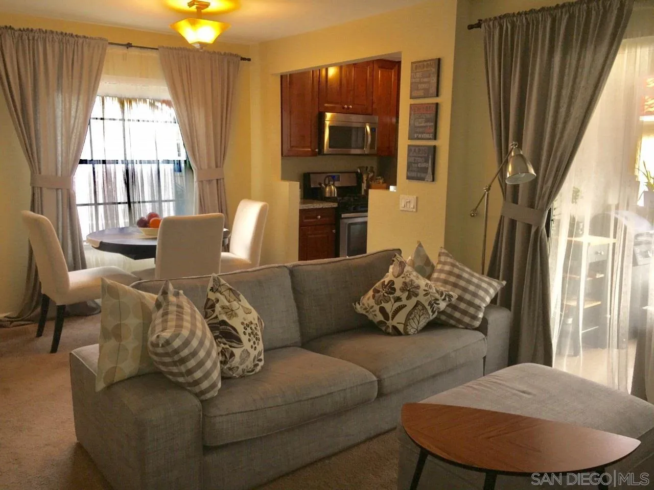https://cdn.realtyfeed.com/cdn/127/250036903/39c3d7654a3be9f680c4029d835a4ada.webp
