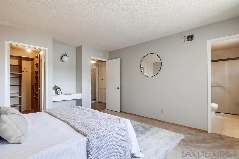 https://cdn.realtyfeed.com/cdn/127/250036904/2475b5bc16ea788fa6220323c5a96cd7.webp