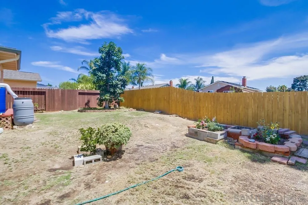 https://cdn.realtyfeed.com/cdn/127/250036904/cf2114e26b9751576c2a4610de1a1ea5.webp