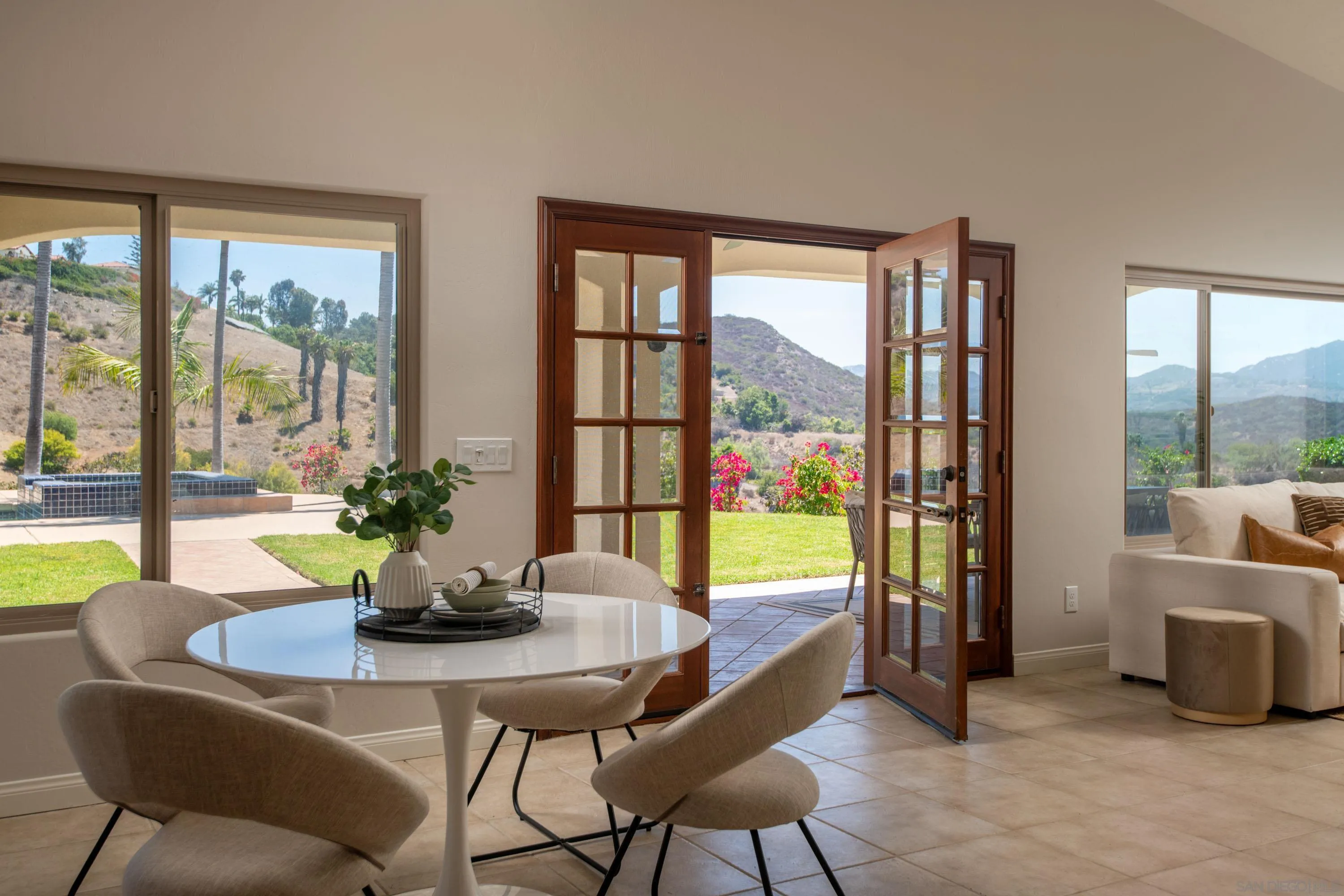 https://cdn.realtyfeed.com/cdn/127/250036905/9cf3a1a3abcbfad152215a8974d67e62.webp