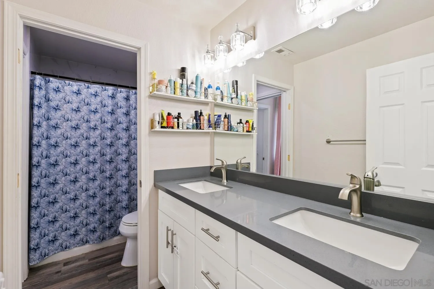 https://cdn.realtyfeed.com/cdn/127/250036906/79388ea902940489b9510d2f2b83c7a0.webp