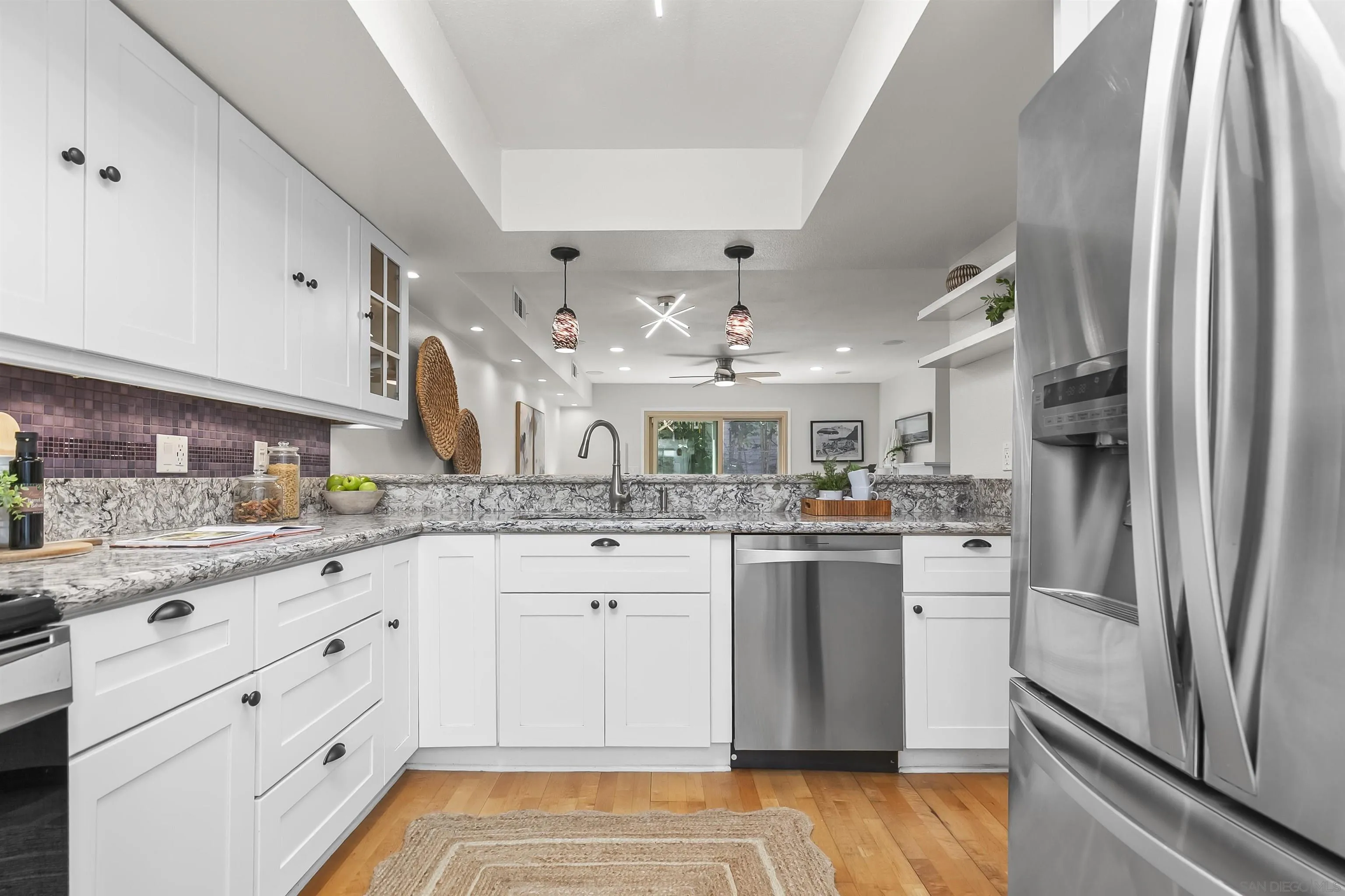 https://cdn.realtyfeed.com/cdn/127/250036908/d7f500504603b0bd4336ae532eeaa675.webp