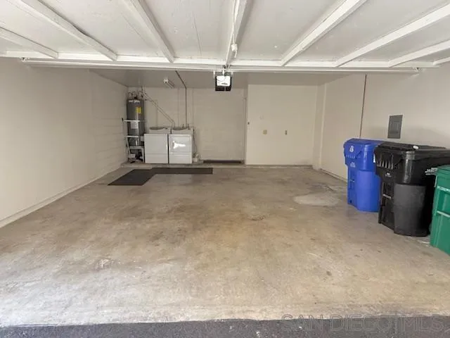 https://cdn.realtyfeed.com/cdn/127/250036910/cf36087638ed41da9cc7eabcdc504151.webp