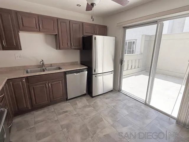 https://cdn.realtyfeed.com/cdn/127/250036910/faa81c19f8ae227b859617d40b5f257a.webp